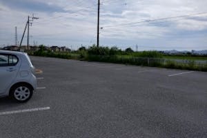 【ダイナム栃木さくら店ゆったり館】キッチンカー出店やプロモーションイベントに最適なアミューズメント施設の駐車場スペース