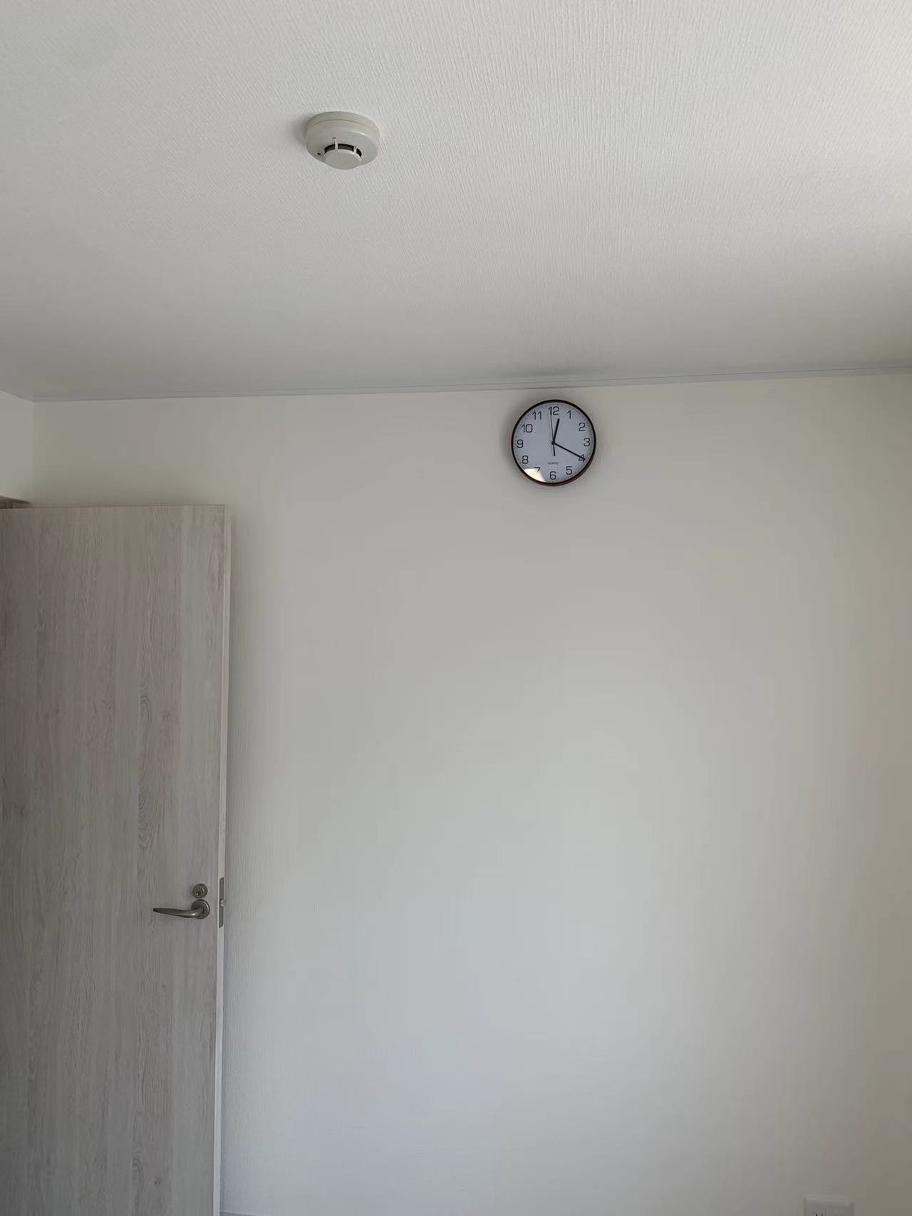 時計がついて、時間がわかりやすいです。