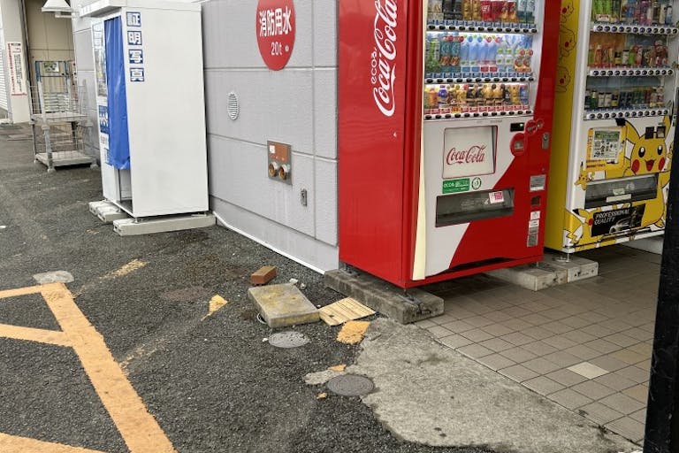 【エフマート津南】販促プロモーションに最適な西側出入り口にある催事スペースの画像1