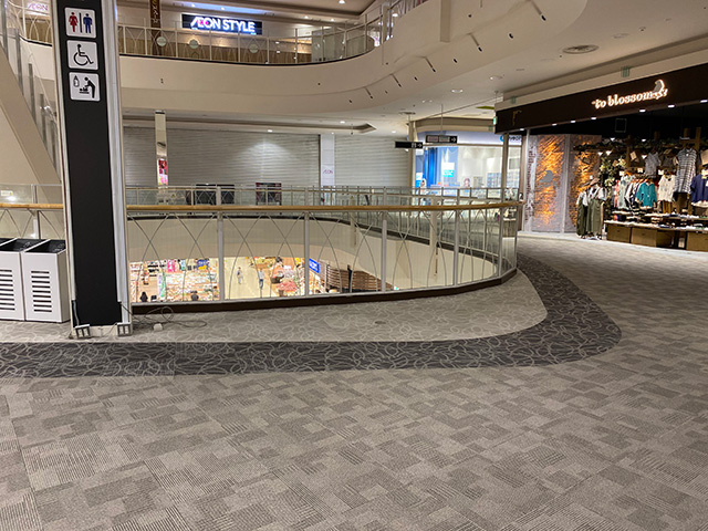 【イオンモール高崎】専門店街2F 南エスカ前S