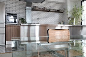 【表参道駅8分】撮影やワークショップ、招待制イベント等に最適なキッチン付きのスタジオスペース