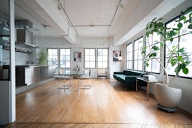 【表参道駅8分】撮影やワークショップ、招待制イベント等に最適なキッチン付きのスタジオスペース