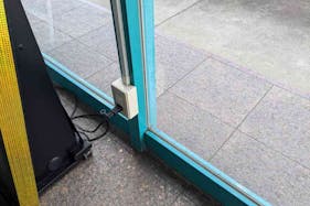 【ダイナム愛媛東予店ゆったり館】キッチンカーに最適なアミューズメント施設のイベントスペース