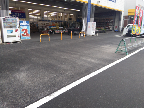 【サンデー大和吉岡店】屋外駐車場　キッチンカーの出店に最適なホームセンター内駐車場の屋外イベントスペース