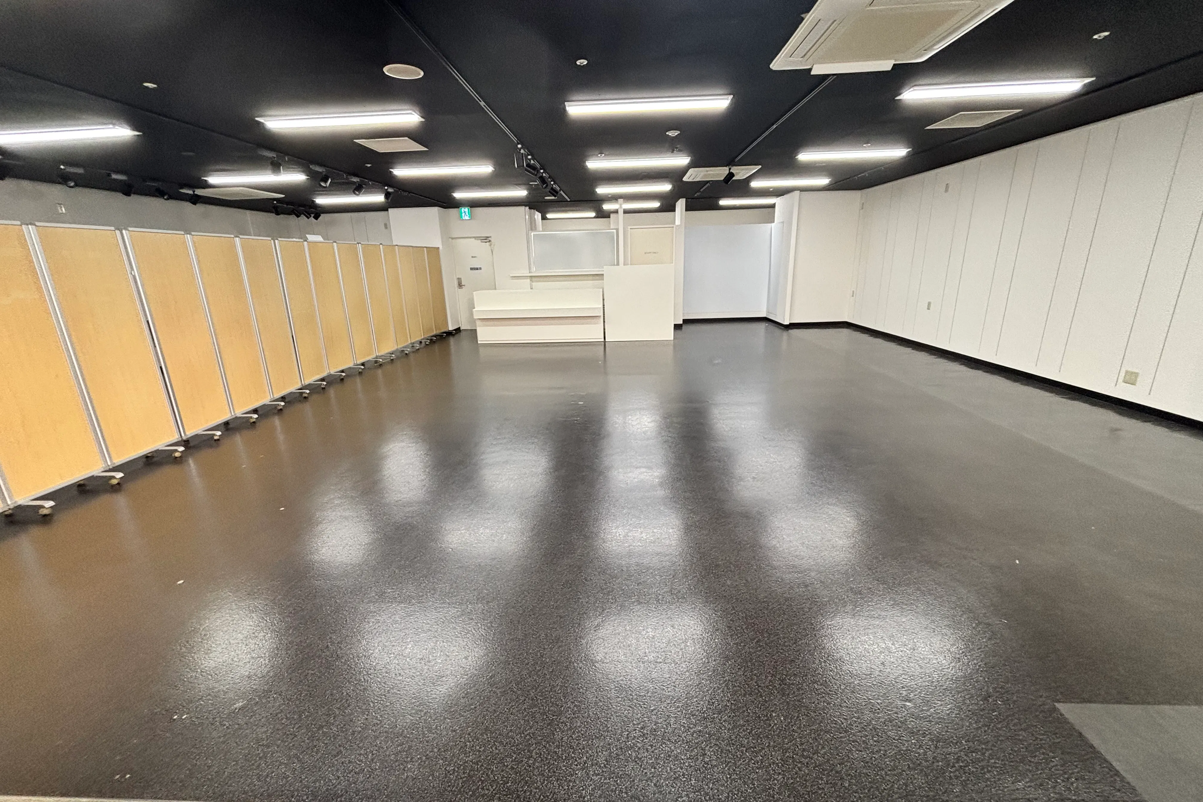 【秋葉原駅4分】展示会、ポップアップストアに適した好立地な大型イベントスペース(100㎡)