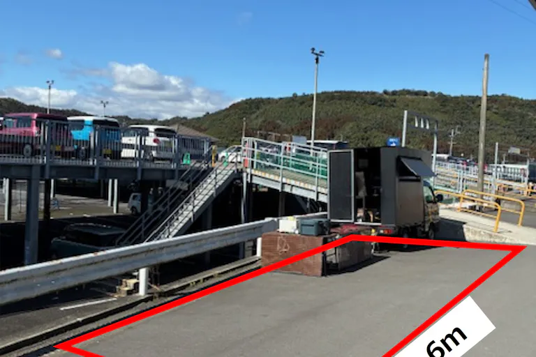 【スーパーセンタートライアル加治木店】プロモーションやキッチンカーに利用可能な「屋外スペース」の画像2