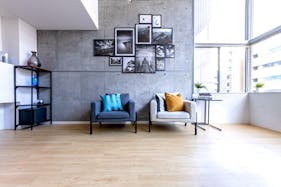 【赤羽橋駅4分】天井高4m・二面採光 自然光が豊富に入るカフェ風レンタルスタジオ