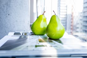 【赤羽橋駅4分】天井高4m・二面採光 自然光が豊富に入るカフェ風レンタルスタジオ