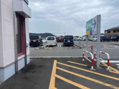 【ダイナム栃木佐野高萩店ゆったり館】キッチンカー出店やプロモーションイベントに最適なアミューズメント施設のイベントスペース