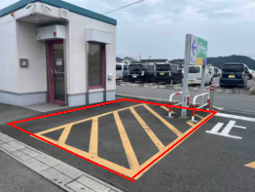 【ダイナム栃木佐野高萩店ゆったり館】キッチンカー出店やプロモーションイベントに最適なアミューズメント施設のイベントスペース