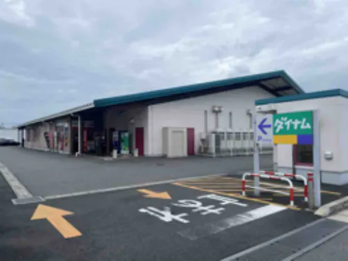 【ダイナム栃木佐野高萩店ゆったり館】キッチンカー出店やプロモーションイベントに最適なアミューズメント施設のイベントスペース