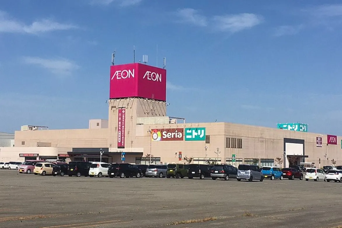 【イオン横手店】プロモーションイベントや各種物販に最適な施設1階南側の入口付近にあるイベントスペース