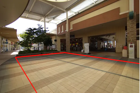 【イオンタウン山梨中央】ライブパフォーマンスや大型のプロモーションイベント、ポップアップストア等に最適な半屋外の屋根付きイベントスペース