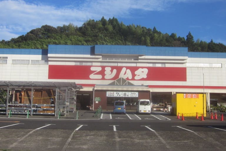 【スーパーセンターニシムタ 中川店】販促プロモーションや物販に最適な正面入口近くのレンタルスペース