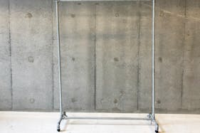 【原宿・千駄ヶ谷】路面・天井高約5m 好立地、換気条件の整ったギャラリー兼多目的スペース