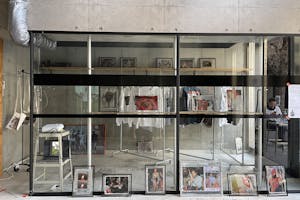 【原宿・千駄ヶ谷】路面・天井高約5m 好立地、換気条件の整ったギャラリー兼多目的スペース