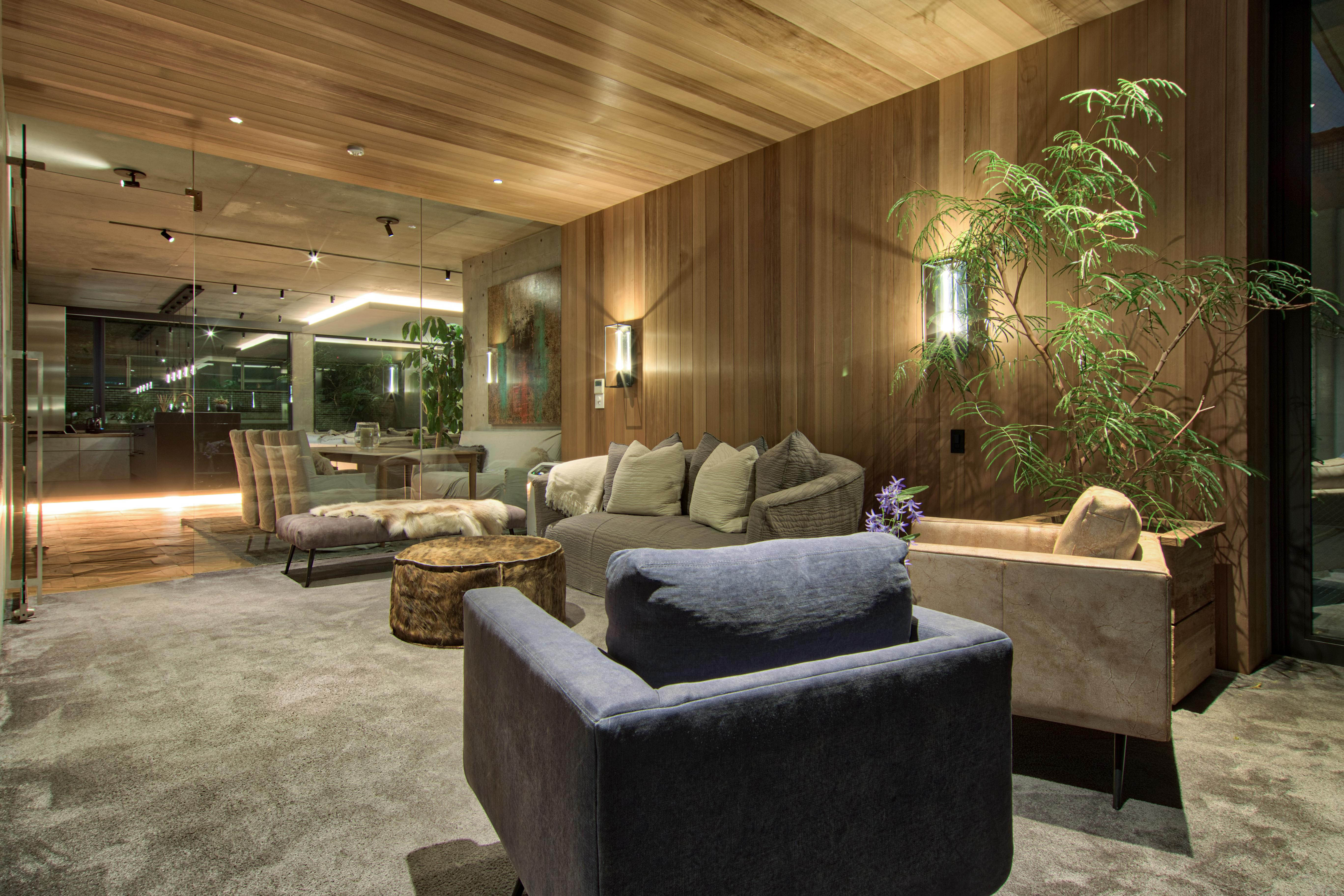 【表参道徒歩9分】最大30名まで収容可能の貸切空間。キッチン、スピーカー、プロジェクターを完備しております。の画像14