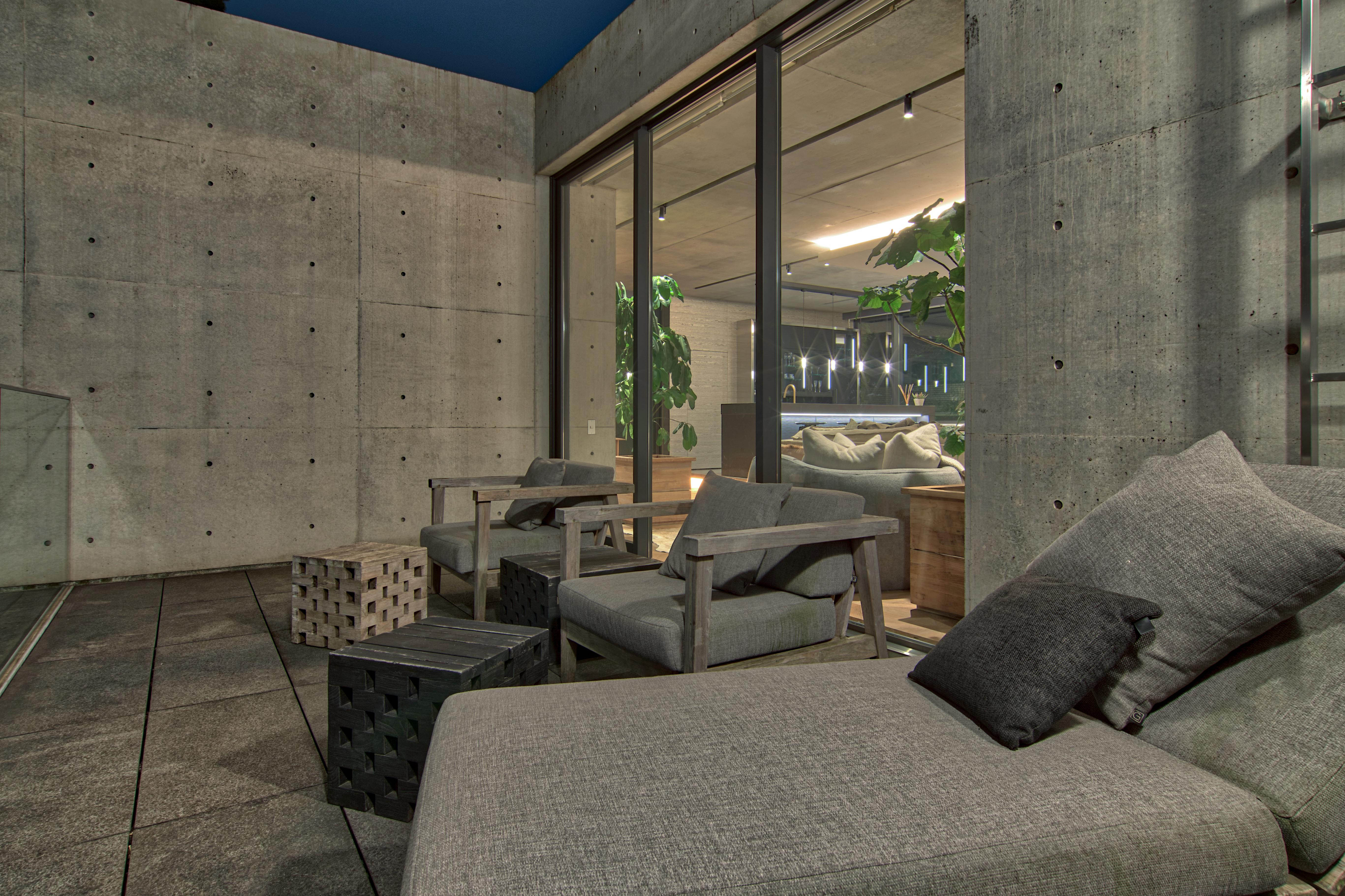 【表参道徒歩9分】最大30名まで収容可能の貸切空間。キッチン、スピーカー、プロジェクターを完備しております。の画像17