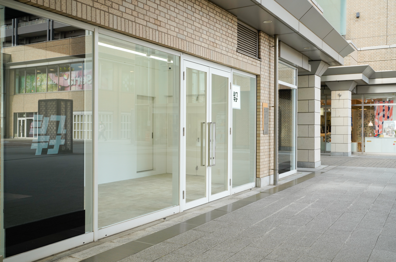 【代官山駅1分｜Space B】NFTアート、展示会、観光PR、ポップアップストアに最適な代官山アドレス内にある天井高3.4mの路面スペース