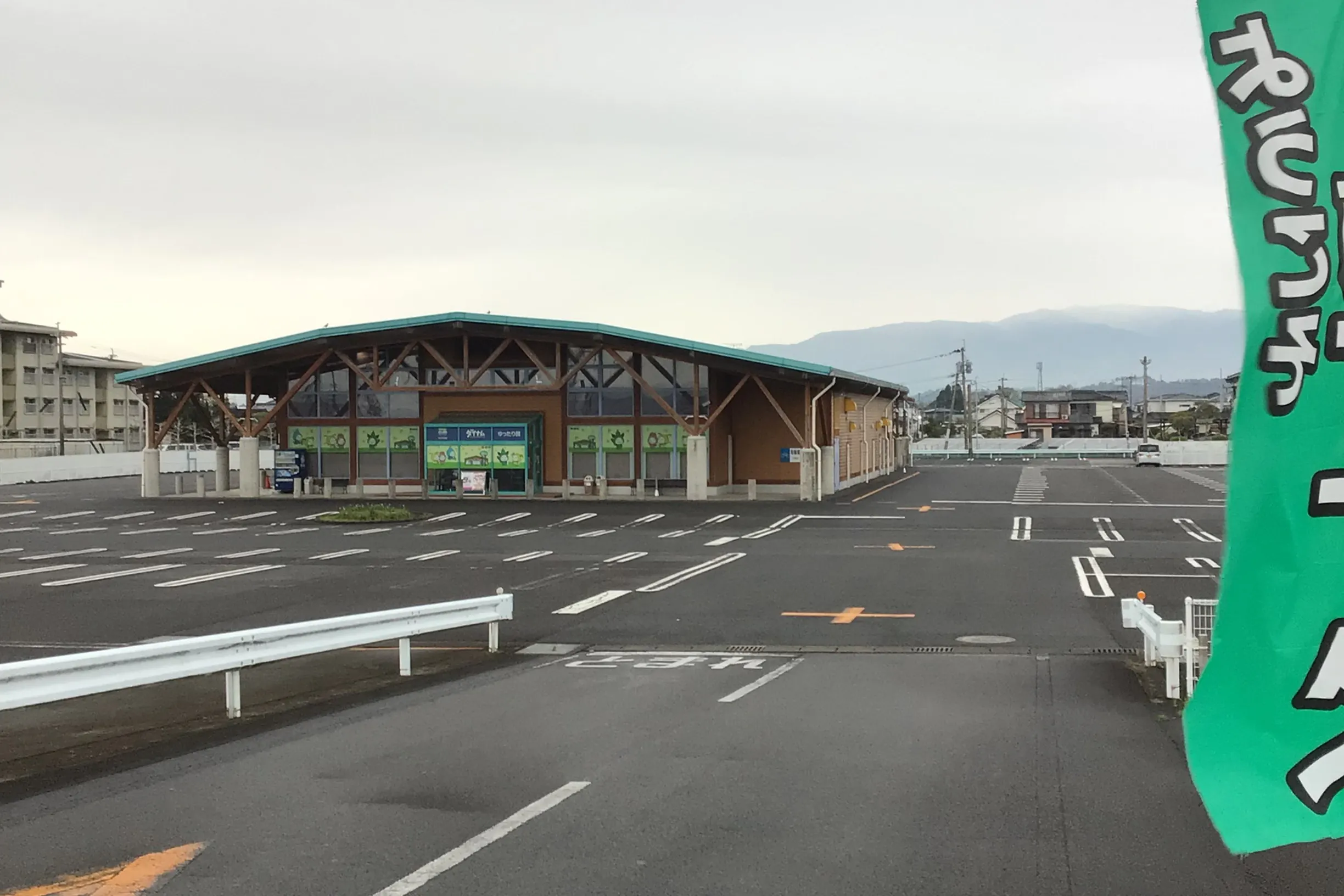 【ダイナム宮崎高鍋店ゆったり館】キッチンカー出店やプロモーションイベントに最適なアミューズメント施設のイベントスペース