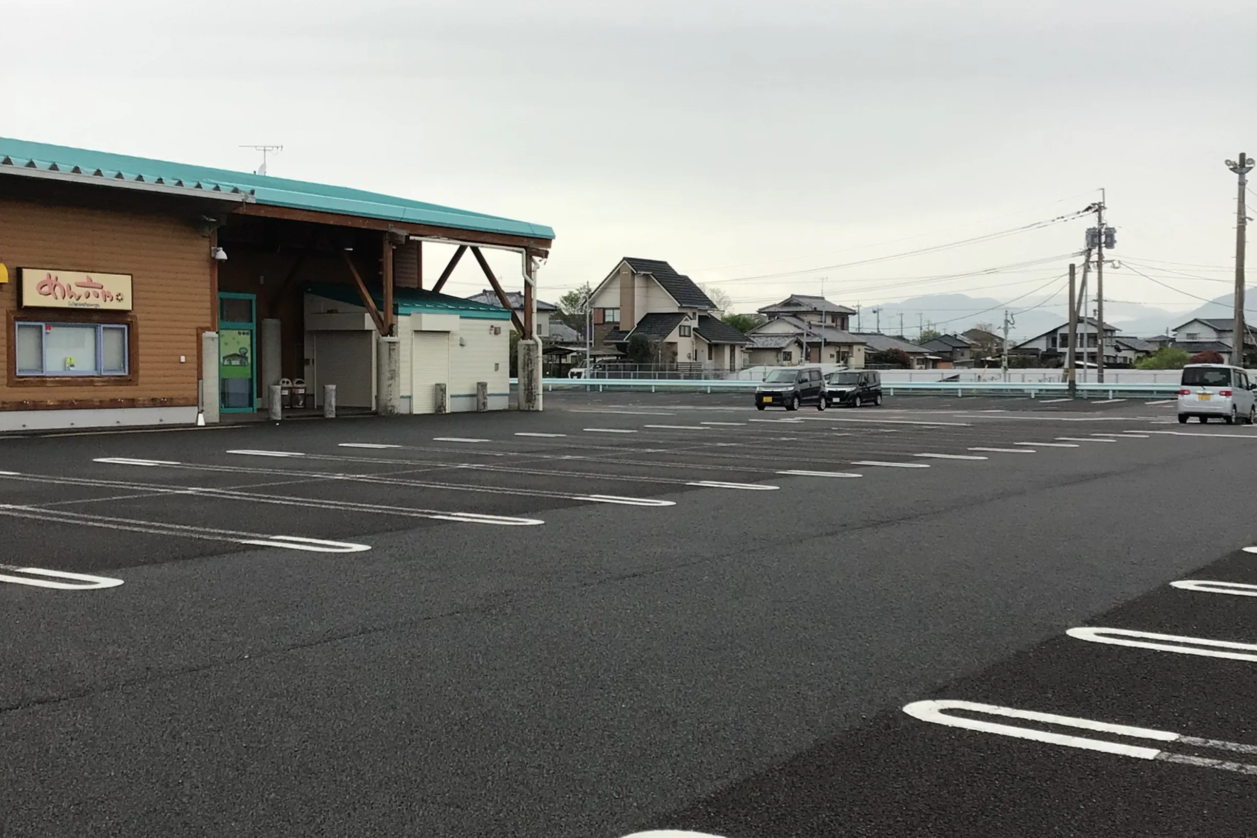 【ダイナム宮崎高鍋店ゆったり館】キッチンカー出店やプロモーションイベントに最適なアミューズメント施設のイベントスペース