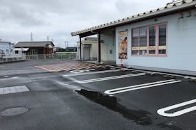 【ダイナム群馬藤岡店ゆったり館】プロモーションイベントに最適なアミューズメント施設のイベントスペース(②店舗出入口)