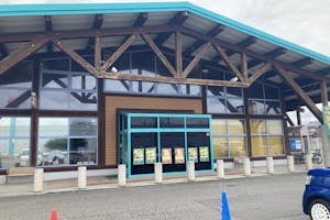 【ダイナム五泉店】キッチンカーや各種プロモーションイベントでの出店に最適なアミューズメント施設のイベントスペース(出入口前)