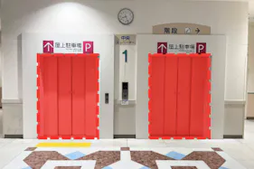 【イオンモール宇城】モール内広告 エレベーター