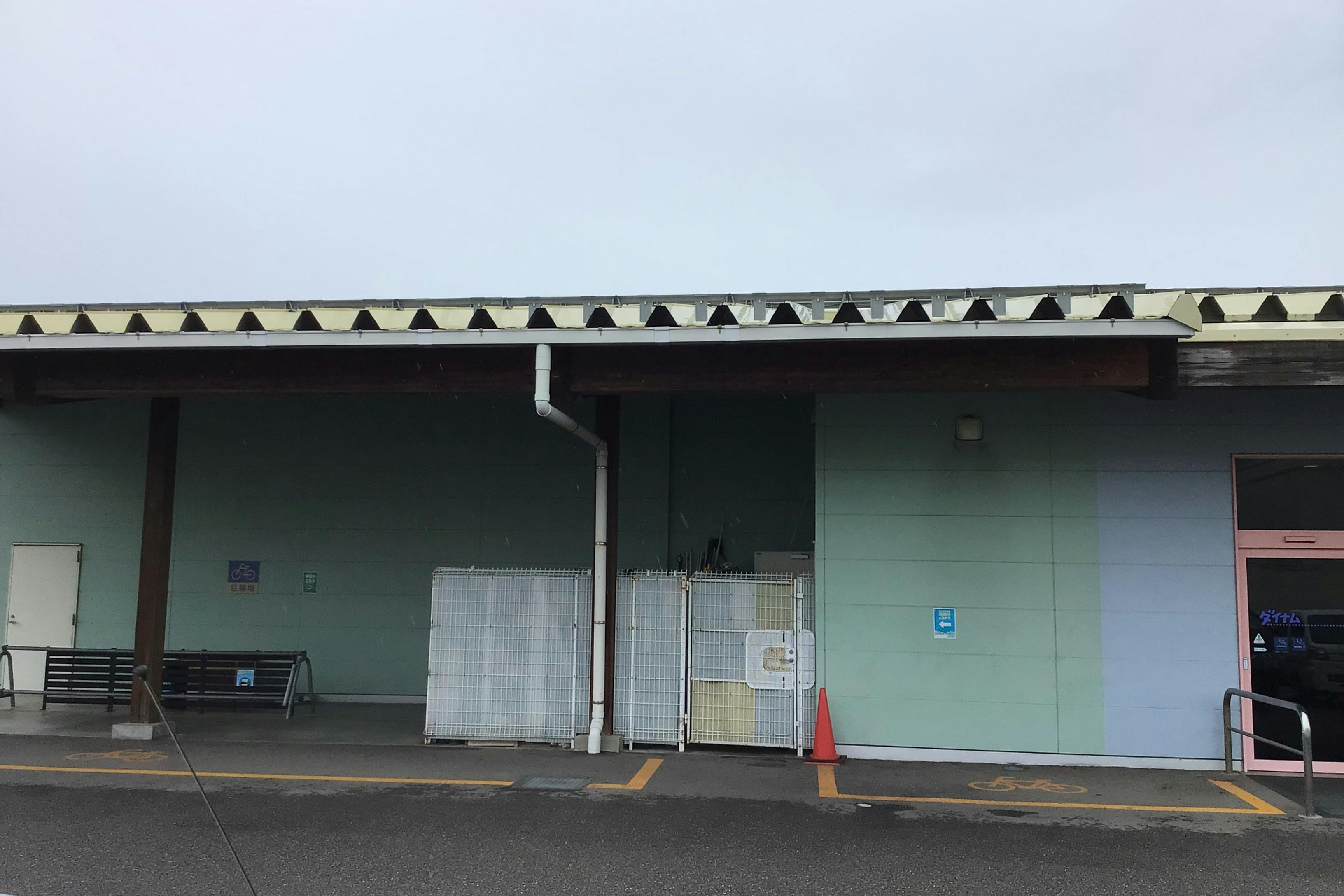 【ダイナム石川金沢近岡店ゆったり館】キッチンカーや各種プロモーションイベントでの出店に最適なアミューズメント施設のイベントスペース