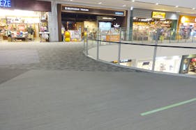 【イオンモールつくば】3FブリッジB(ブリーズ前)