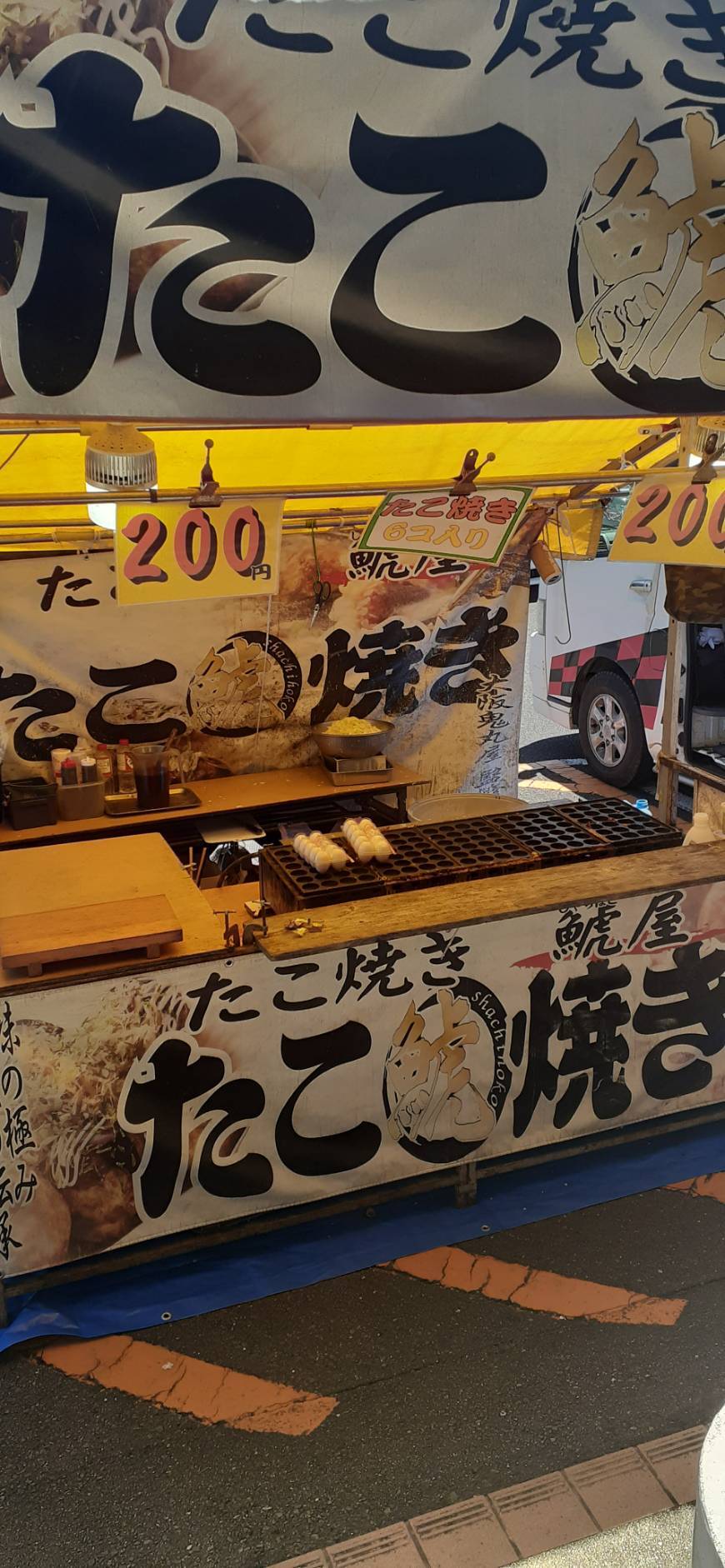【ダイナム佐賀川副店ゆったり館】キッチンカー出店やプロモーションイベントに最適なアミューズメント施設のイベントスペース（めん六前）