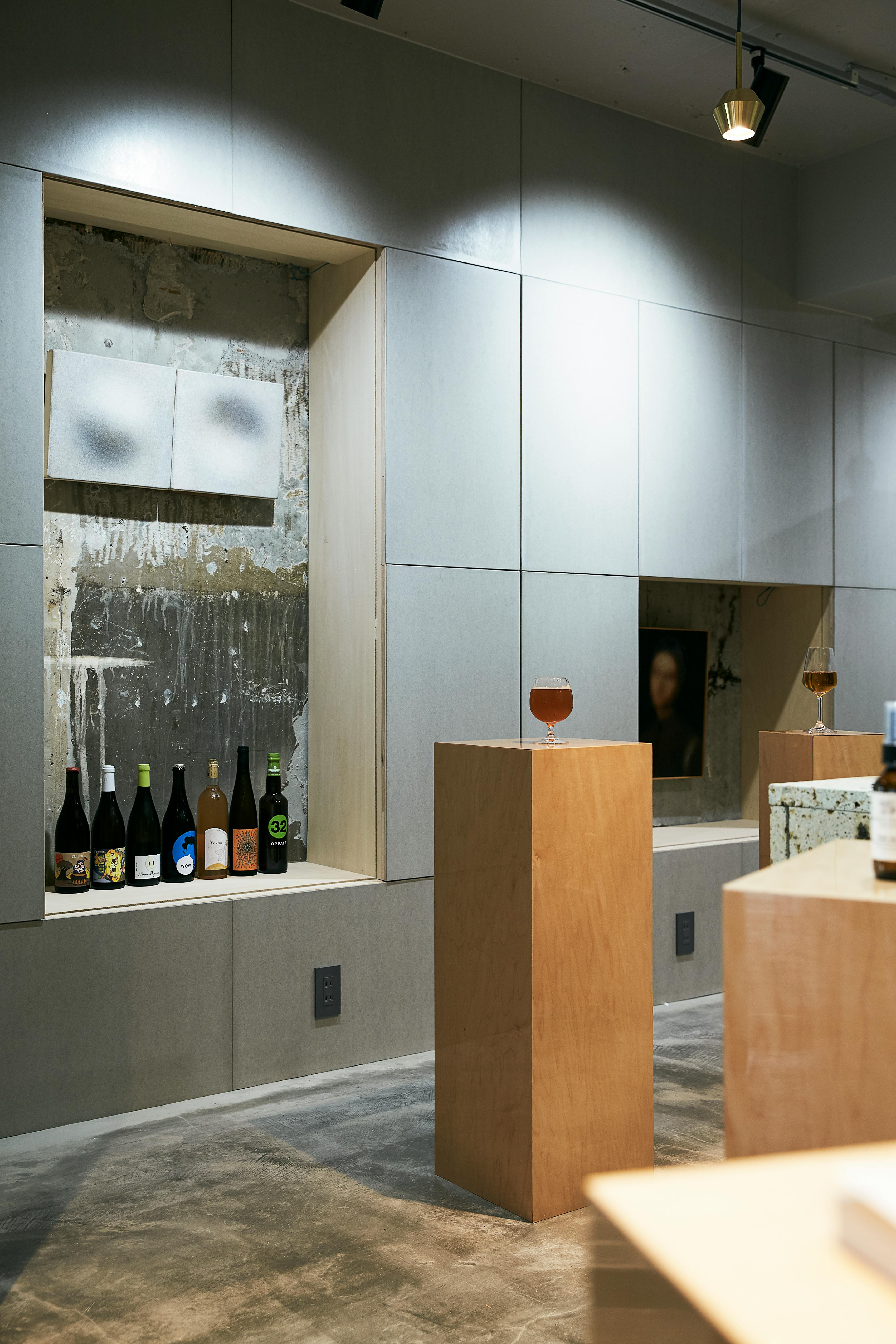 【自由が丘駅1分】POPUPや展示会・撮影に適した人気建築家がデザインした無機質カフェ&美容室内の店内イベントスペース