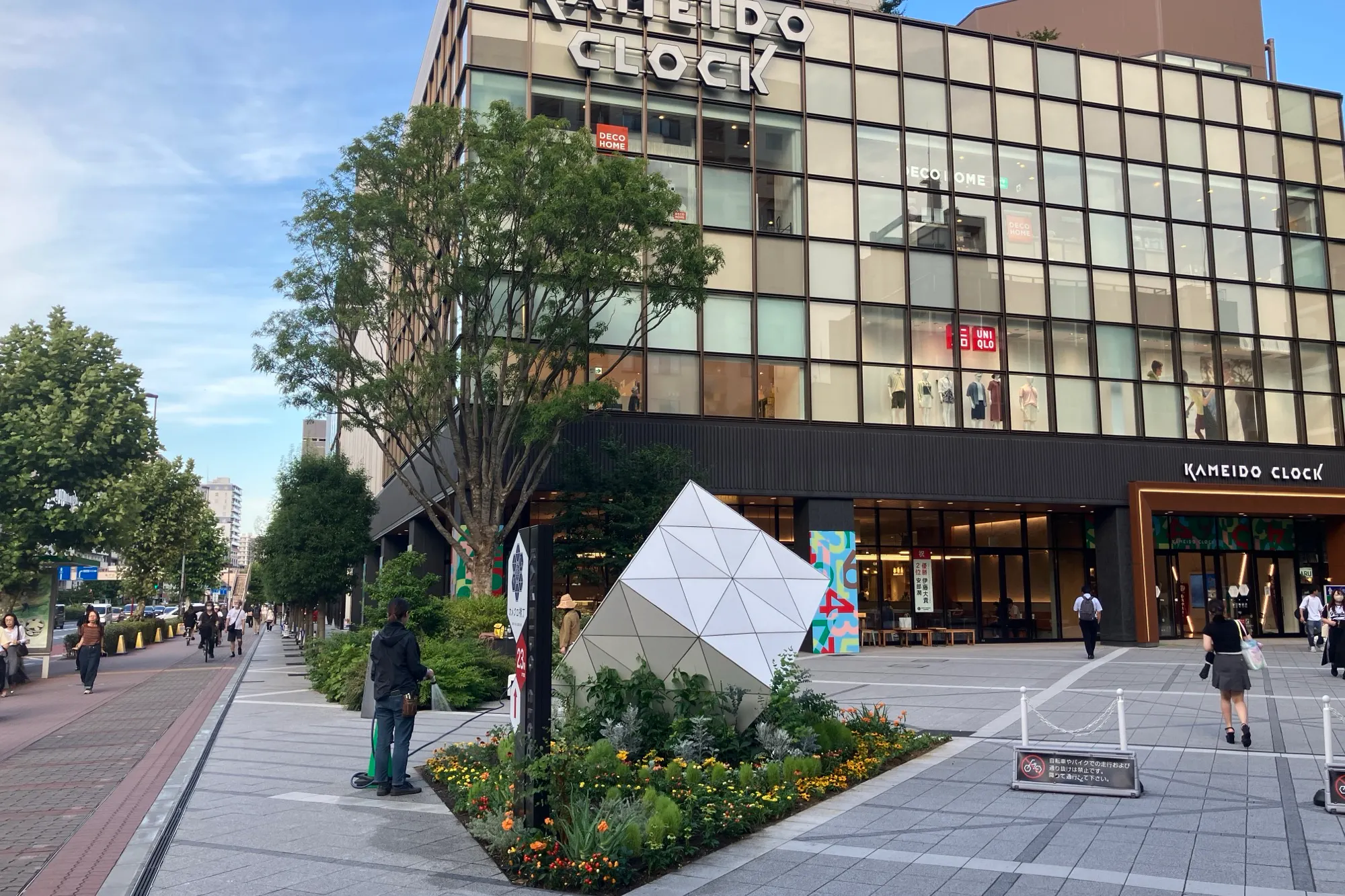 【KAMEIDO CLOCK】1Fカメクロプラザ 大型イベントやキッチンカー出店に最適な屋外催事イベントスペース