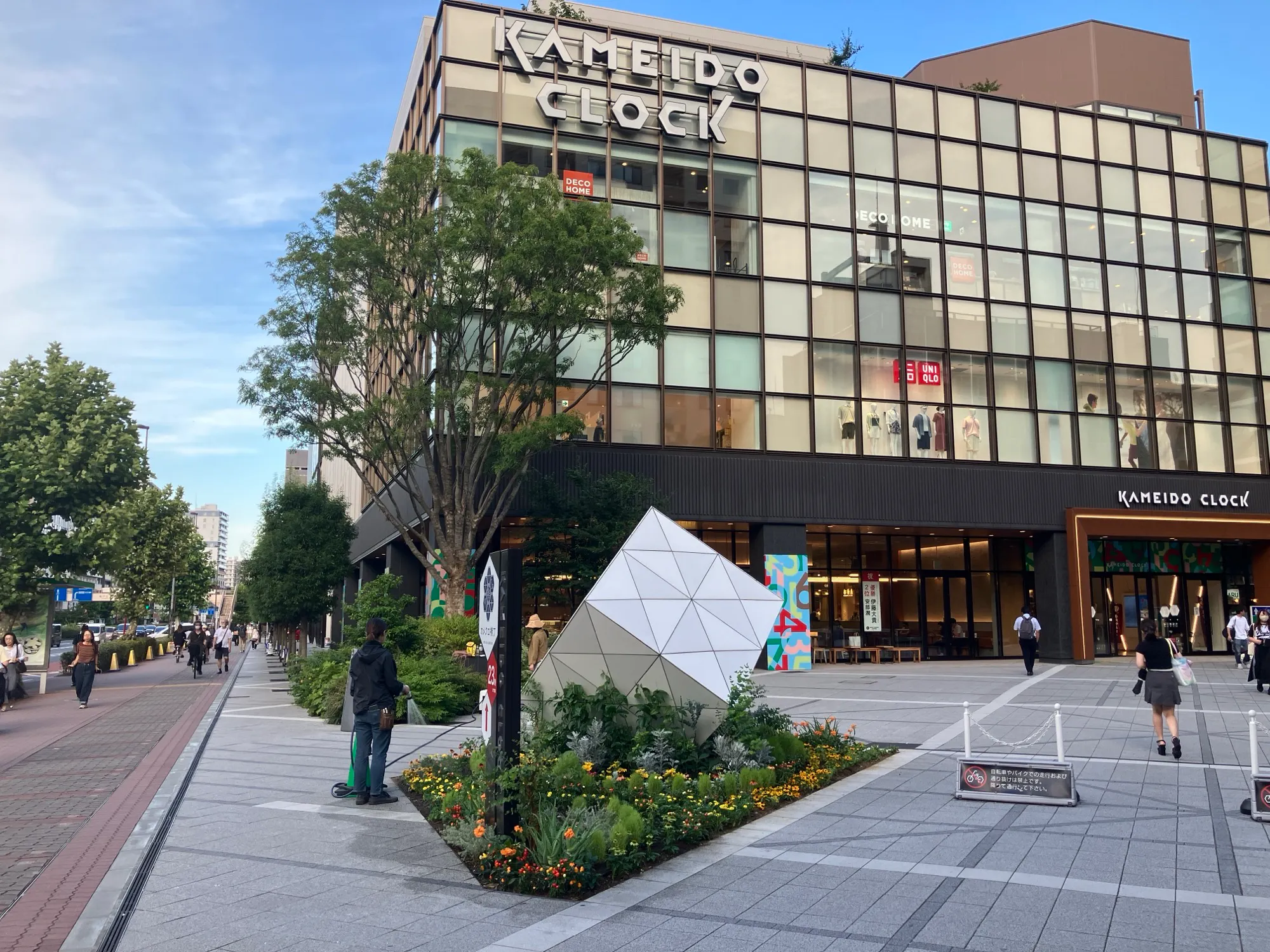 【KAMEIDO CLOCK】1Fカメクロプラザ 大型イベントやキッチンカー出店に最適な屋外催事イベントスペース