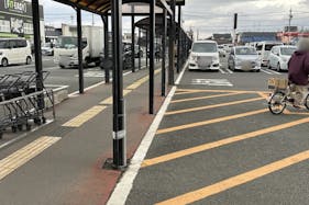 【エフマート津南】販促プロモーションに最適な屋外スペース