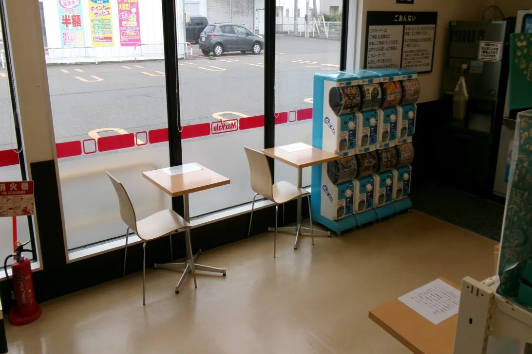 【マックスバリュ武道島店】イートイン 販促プロモーションに最適なスーパー店内催事イベントスペース