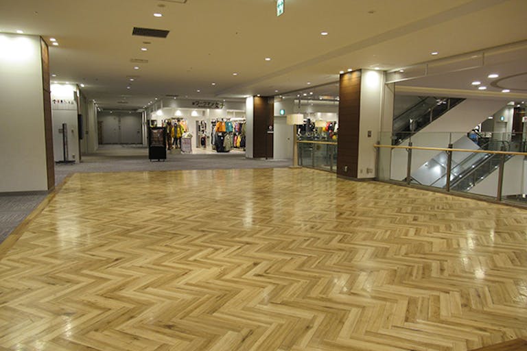 【イオンモールKYOTO】Sakura館 3階 吹き抜け横の画像1