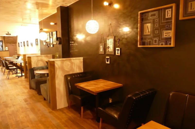 【石手川公園駅9分】展示会や撮影に適したお洒落な内装のイベントスペース