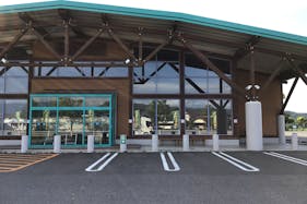 【ダイナム福島本宮店】キッチンカーやプロモーションに最適なアミューズメント施設のイベントスペース