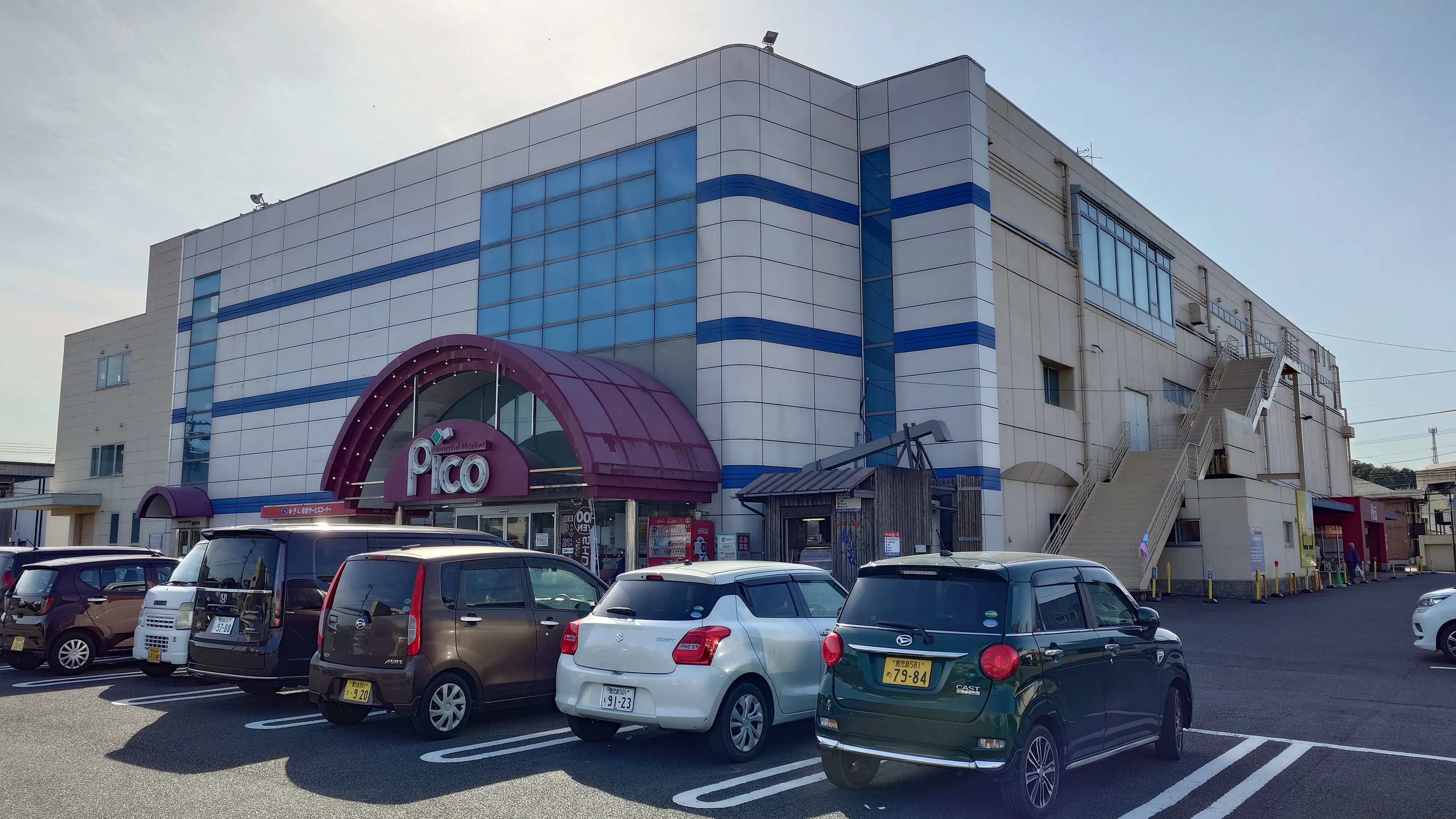 【ピコ】プロモーション・物販に最適な1階正面玄関付近の店内スペース