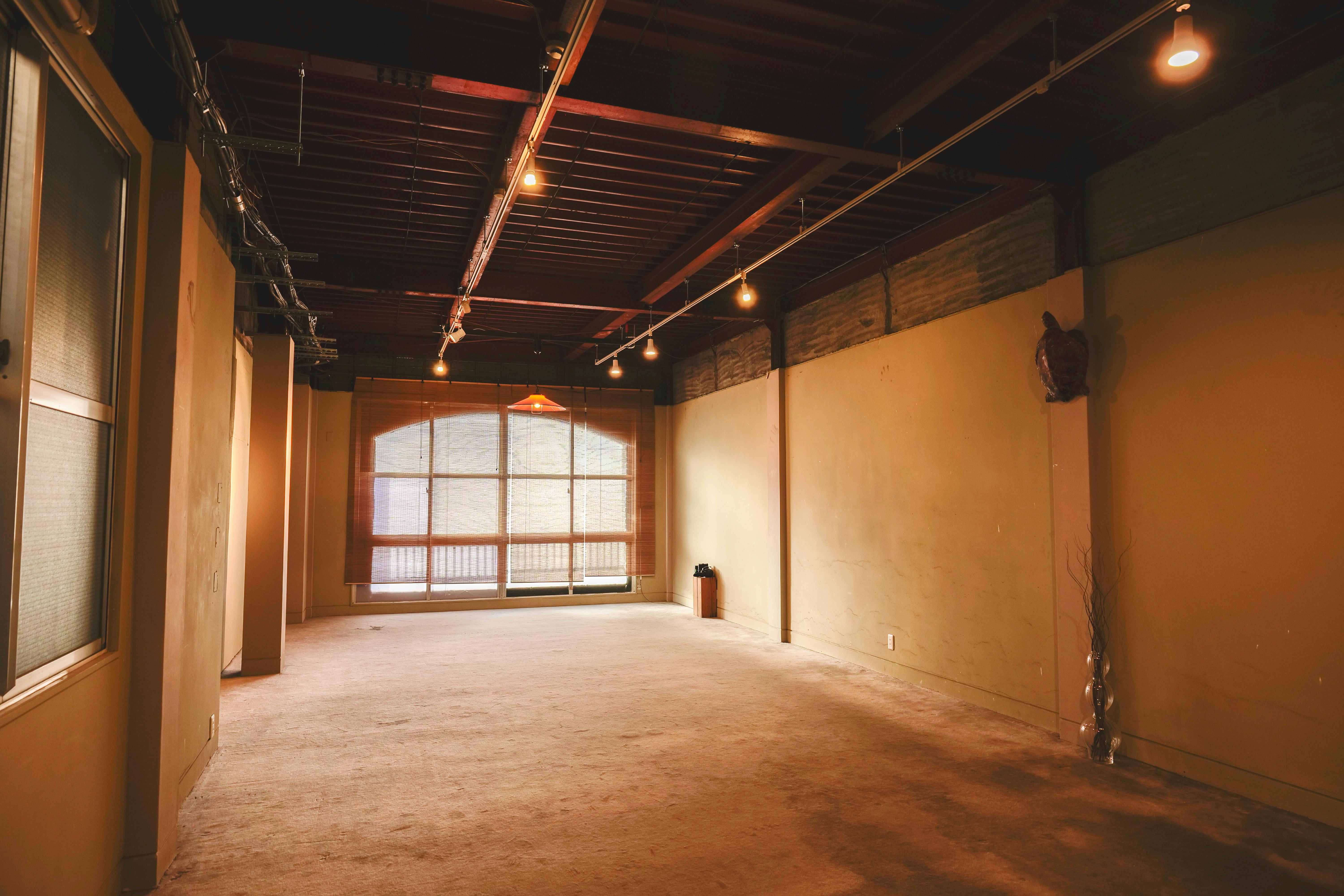 【瓦町駅3分】スタジオレッスンやワークショップに最適！多目的スタジオのイベントスペースの画像