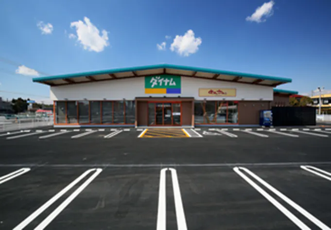 【ダイナム千葉茂原店】キッチンカーや各種プロモーションイベントでの出店に最適なアミューズメント施設のイベントスペース