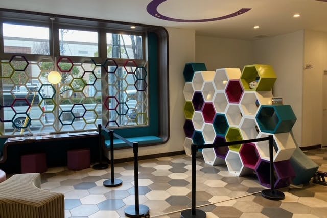 【長田駅1分】リラクゼーション商品のポップアップストアや会員獲得PRや商品サンプリングの会場に適した東大阪市内のビジネスホテル1Fロビー内イベントスペース