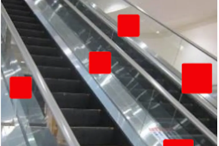 【イオンモールむさし村山】モール内広告 エスカレーター側面の画像2