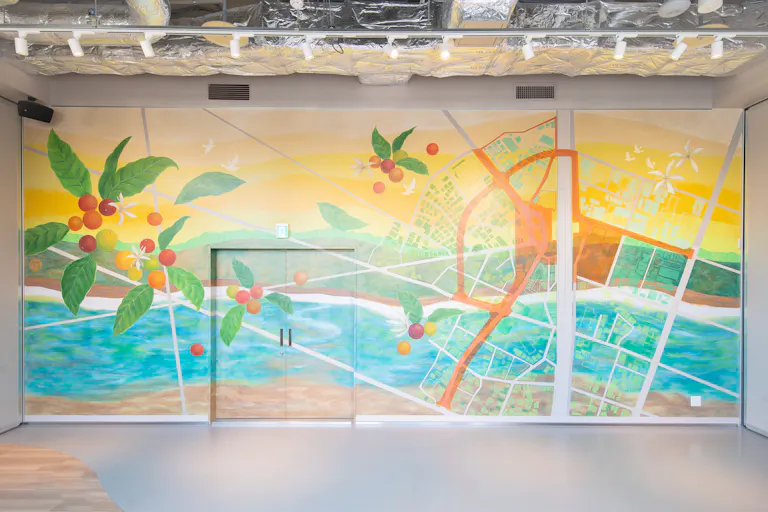 【小岩駅1分】スペース2(5メートルを超える、小岩駅周辺を描いた壁画は圧巻)