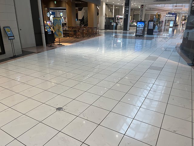 【イオンモール東浦】スターバックスコーヒー前の画像