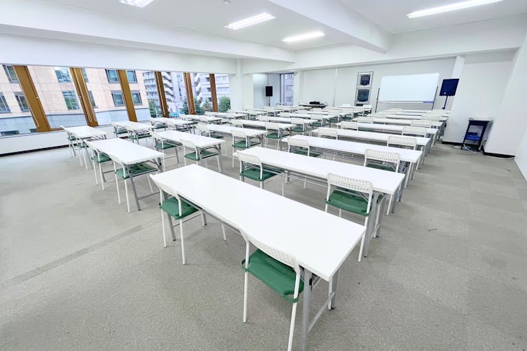 【秋葉原駅8分】招待制の製品PR会や受注販売会に適した70名程度収容可能なレンタルスペースの画像2