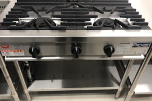 【五条駅5分】2022年4月オープンのレンタルキッチン、見学・問い合わせ大歓迎(レンタルキッチンS)