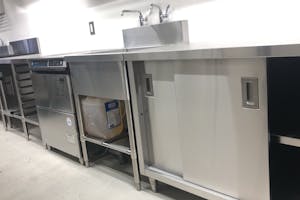 【五条駅5分】2022年4月オープンのレンタルキッチン、見学・問い合わせ大歓迎(レンタルキッチンS)