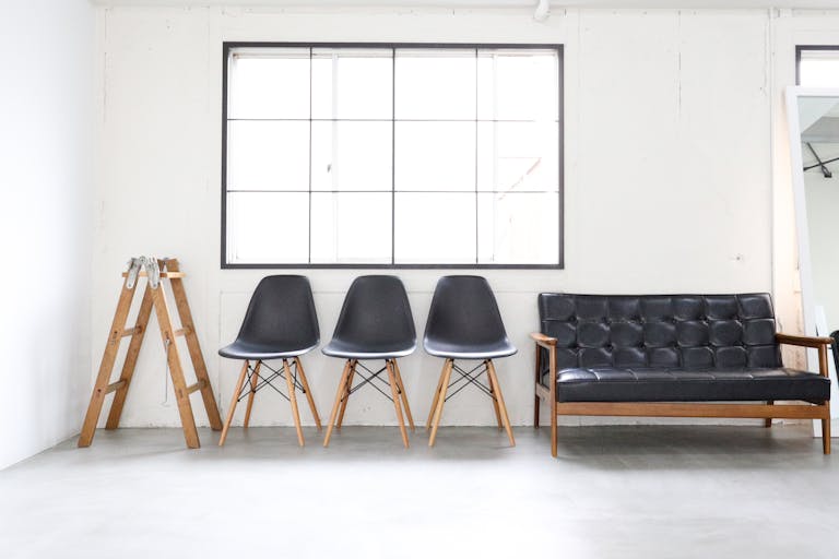 【巣鴨駅4分】吹抜けの倉庫型スタジオ 2フロア モルタル床 R壁 白壁 展示販売会 イベント 写真展など の画像14